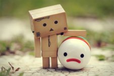 14-cute-funny-danbo-cardboard-box-art-cheer-up-bud.jpg